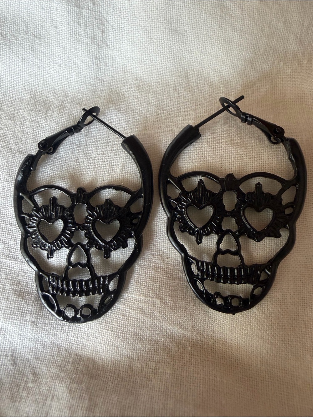 Goth Black Gun Metal-Tone Filigree Sugar Skull Heart Hoop Earrings